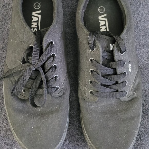 Vans Men's Size 11.5 Black Canvas Atwood Sneakers - Picture 1 of 5